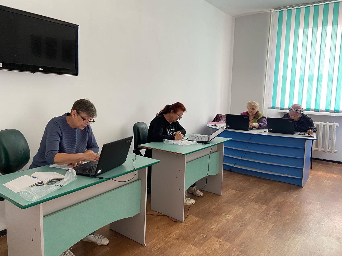 Күміс университеттегі IT курсы жалғасуда