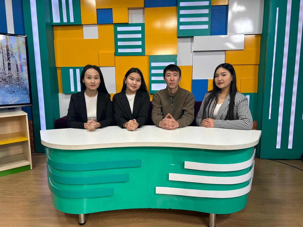 Қаладағы ең жас ерікті ''Shakarim High School'' мектебінің оқушысы Тоғжан Тоқтамысова "Елге сәлем" бағдарламасында